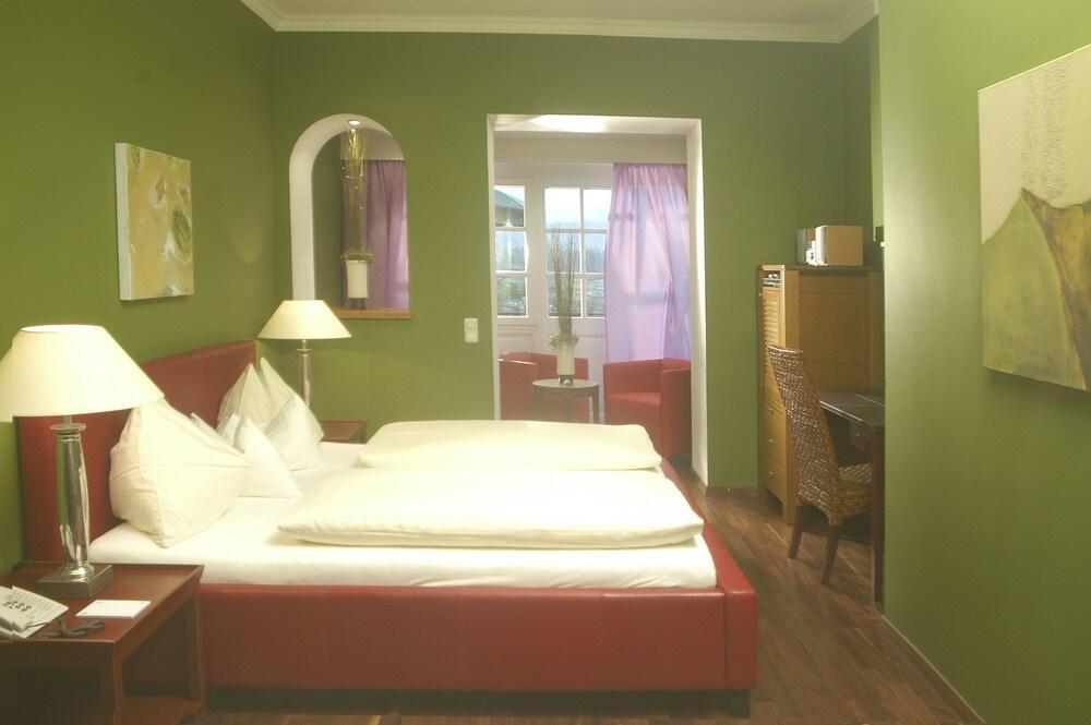Hotel Raunak International New Delhi Exterior photo