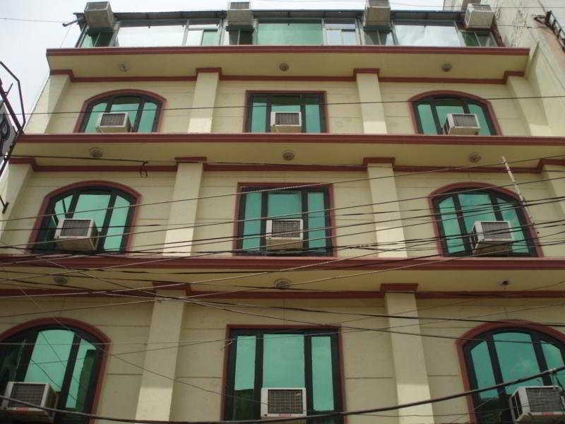 Hotel Raunak International New Delhi Exterior photo