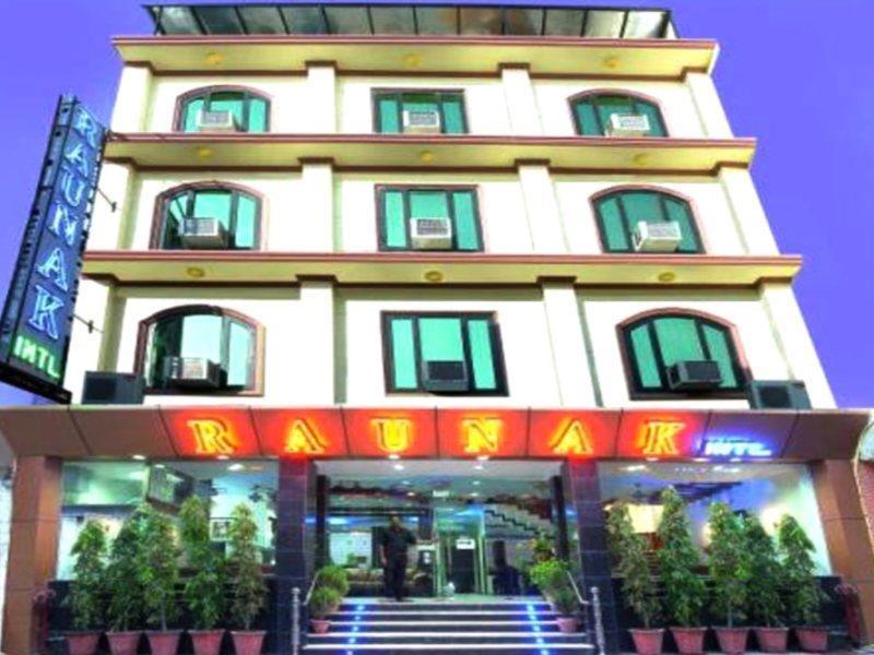 Hotel Raunak International New Delhi Exterior photo